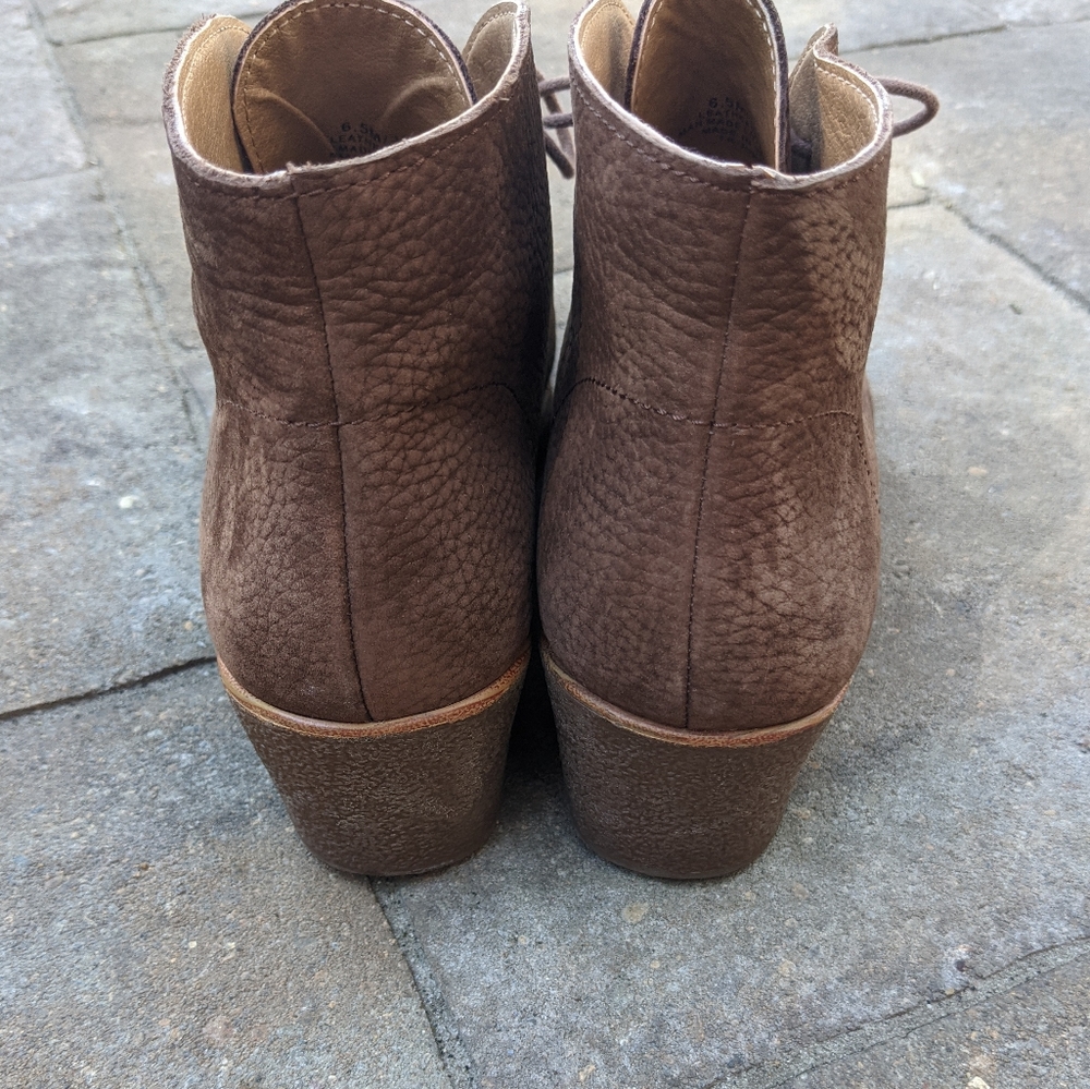 Lucky Boots - Picture 5 of 7